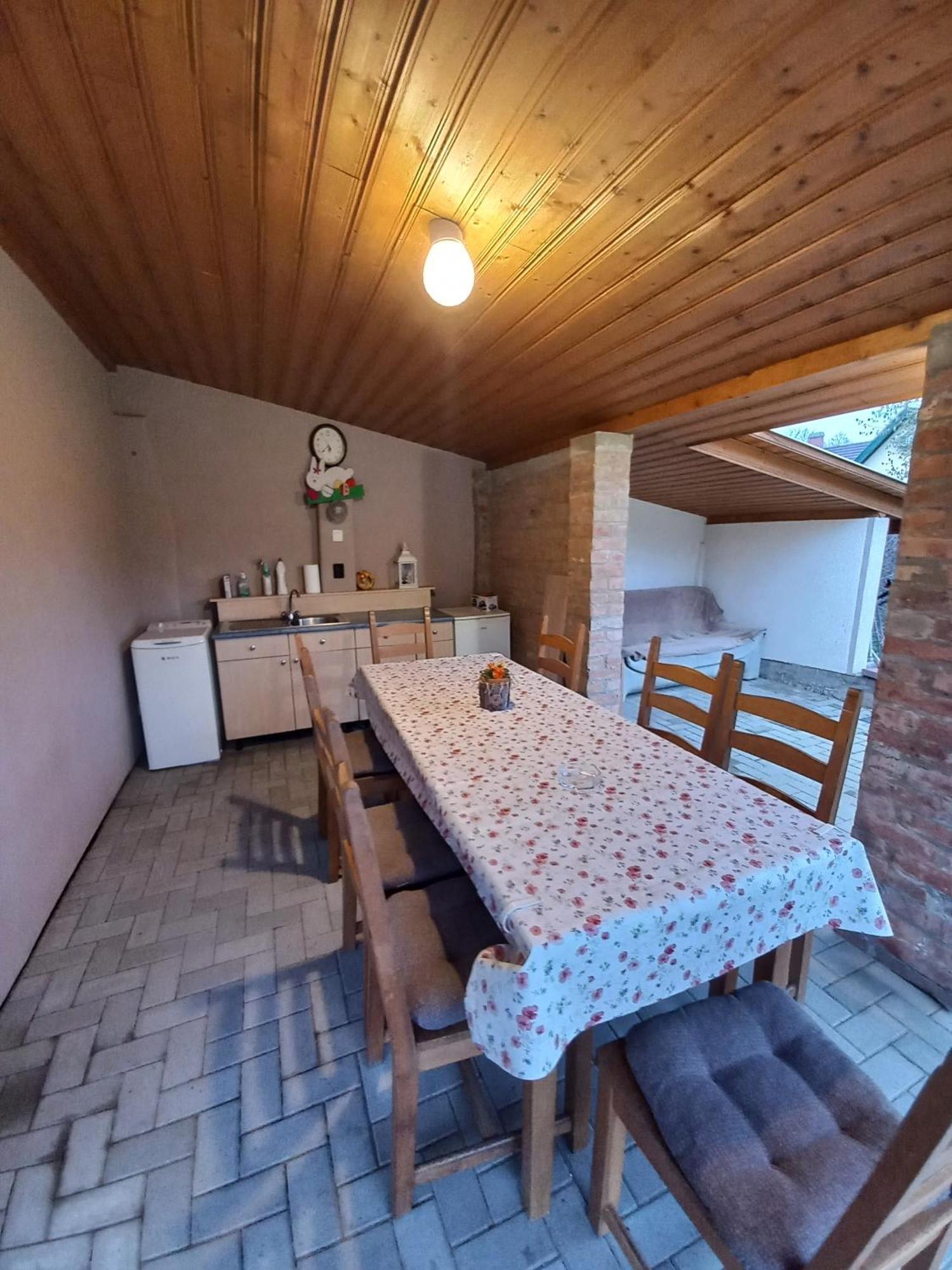 Ilona Apartman Gyula Dış mekan fotoğraf